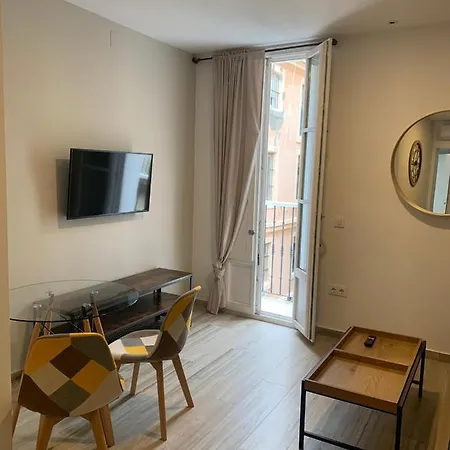 Apartment Entrecatedrales 2 *