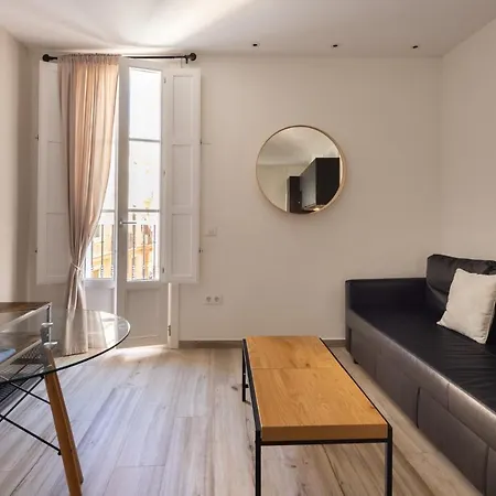 Apartment Entrecatedrales 2 *