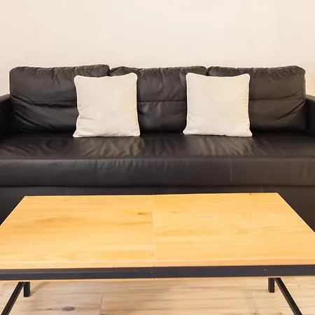 Apartment Entrecatedrales 2 *